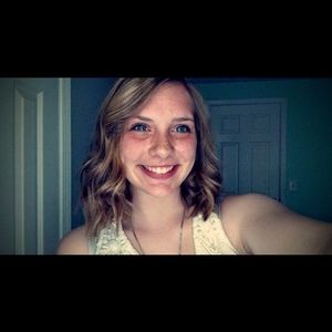 Meet your Posher, Emma